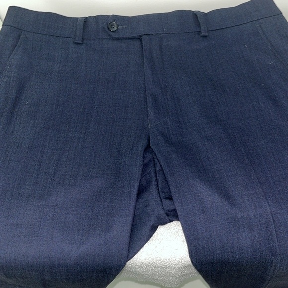 Black Brown Men’s Slacks VGUC size 34Waist and 31.5 Inseam. Navy in colour. - Picture 9 of 14